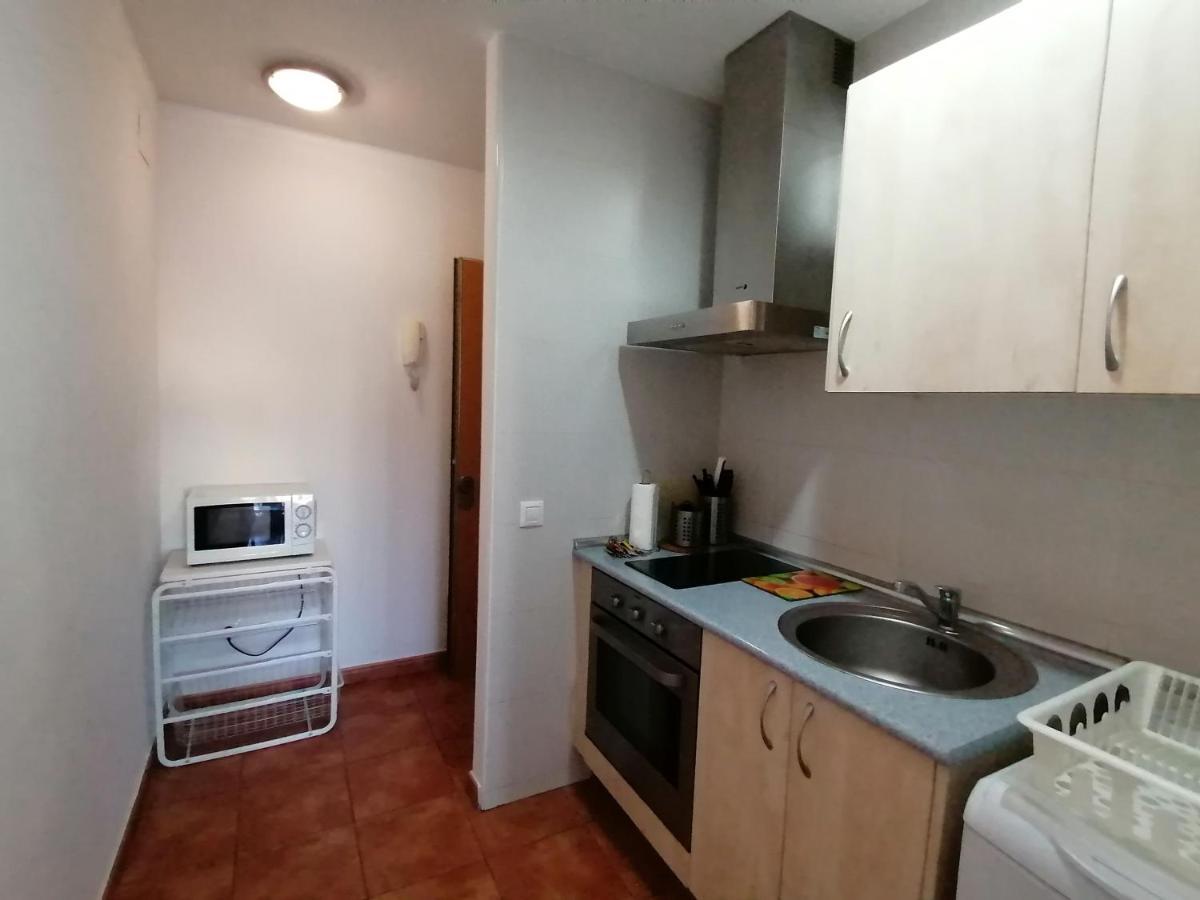 Apartamentos El Puente Madrid Esterno foto